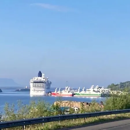 Harbour View Semesterbostad